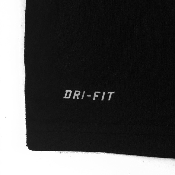 Nike Athletics Top - Picture 5 of 5